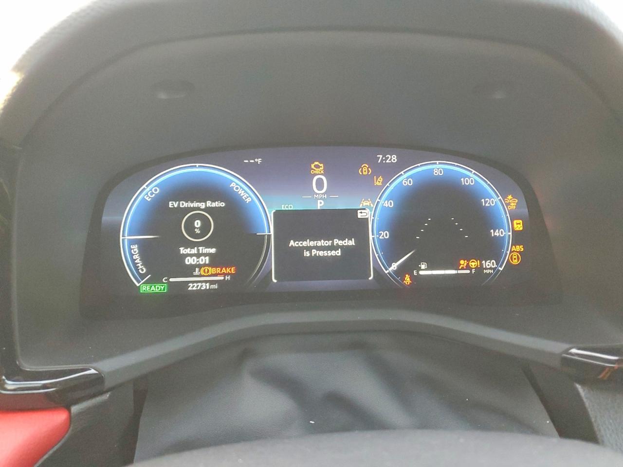 2025 TOYOTA CAMRY XSE photo 9