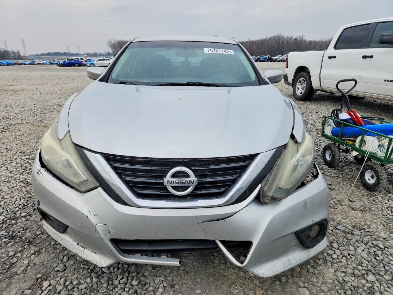 2017 NISSAN ALTIMA photo 5