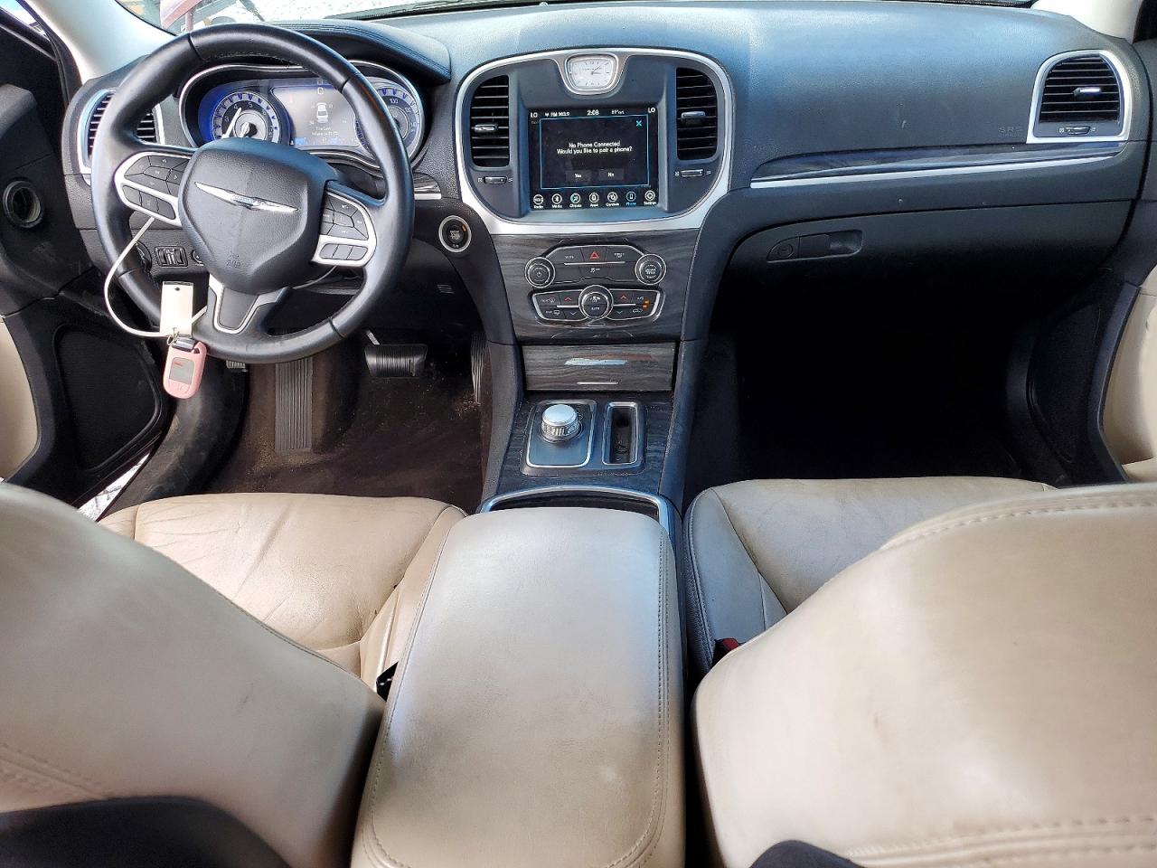 2018 CHRYSLER 300 TOURING photo 8