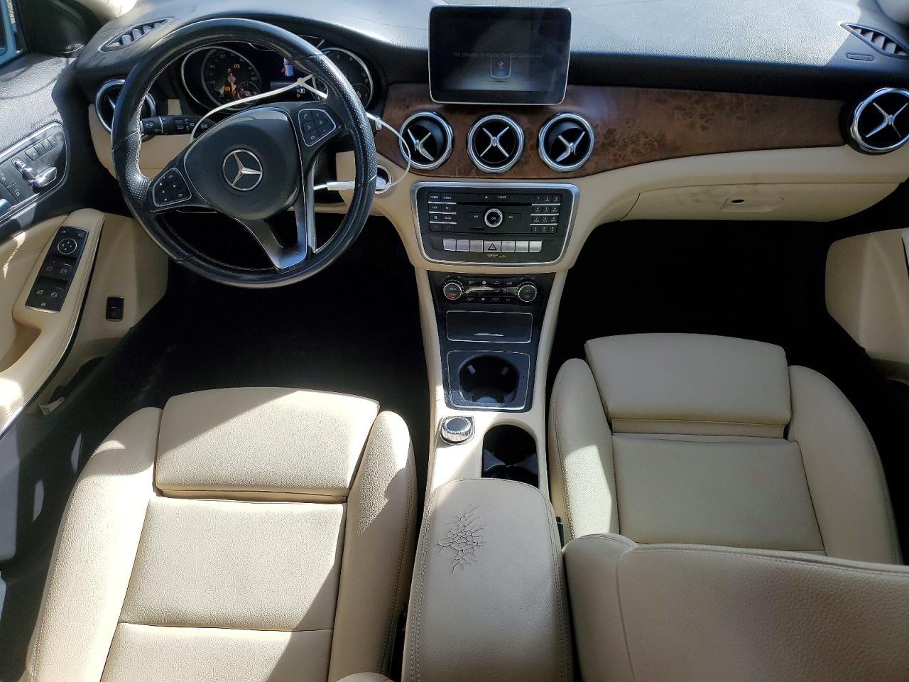 2019 MERCEDES-BENZ GLA 250 photo 8