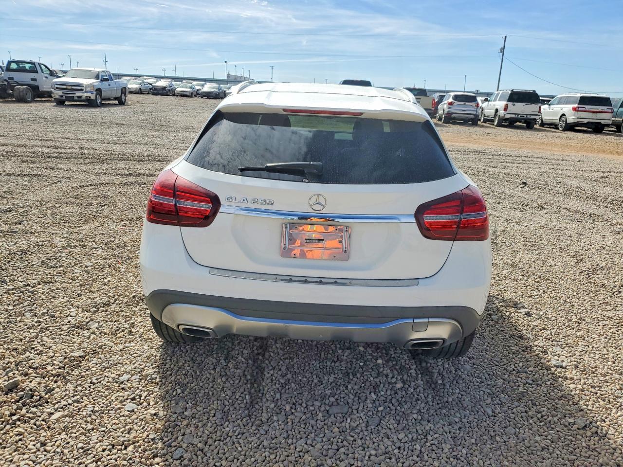 2019 MERCEDES-BENZ GLA 250 photo 6