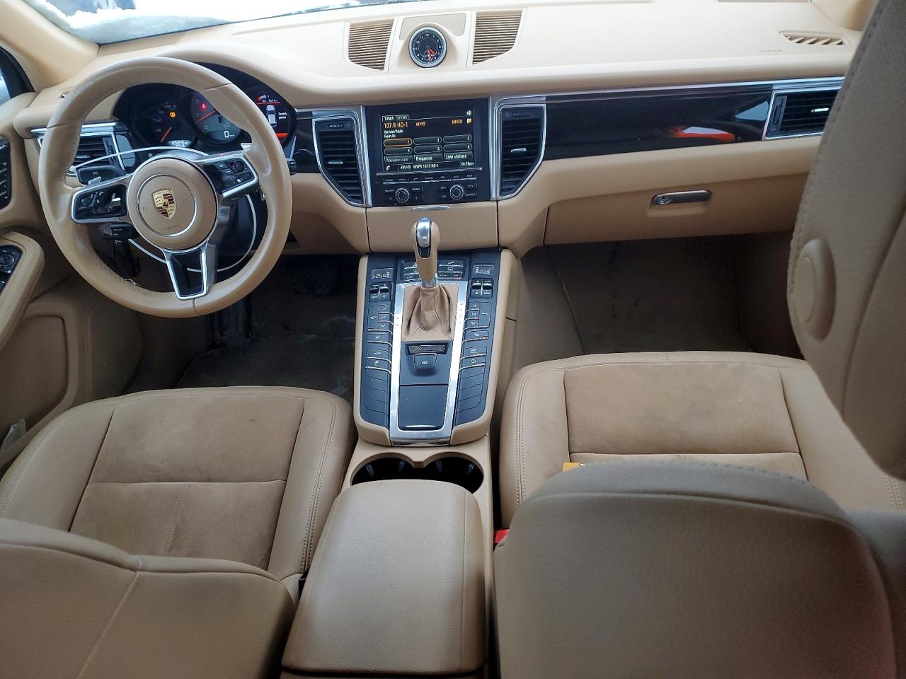 2016 PORSCHE MACAN S photo 8