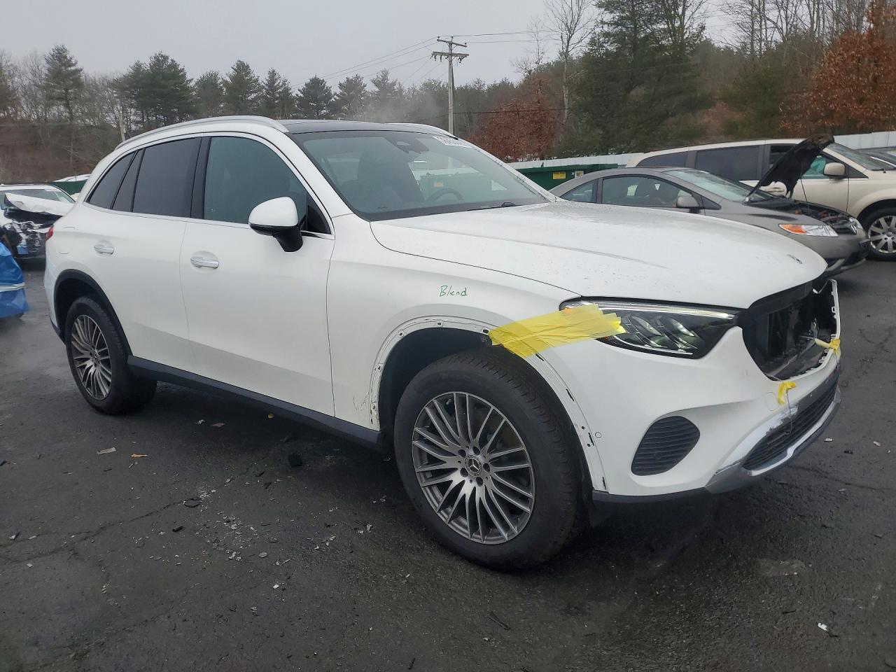 2025 MERCEDES-BENZ GLC 300 4MATIC photo 4