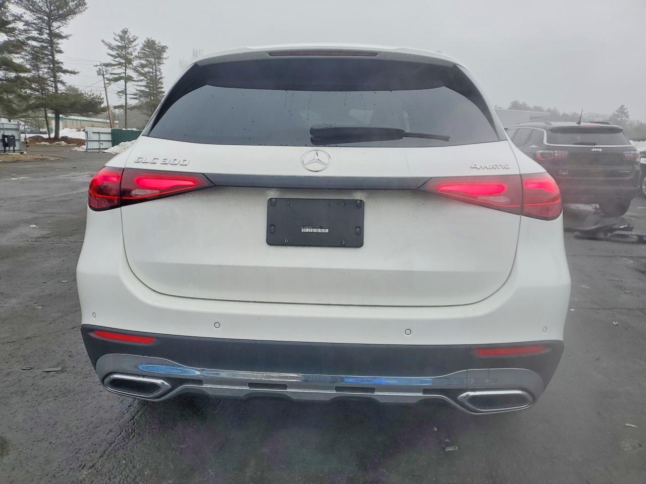 2025 MERCEDES-BENZ GLC 300 4MATIC photo 6