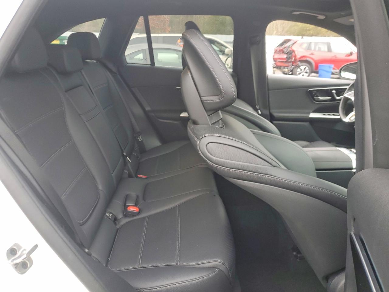 2025 MERCEDES-BENZ GLC 300 4MATIC photo 11