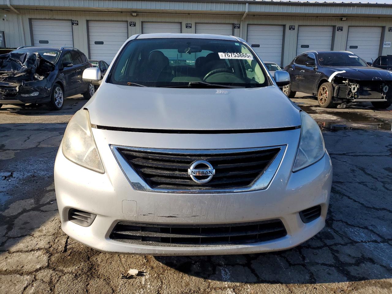 2014 NISSAN VERSA S photo 9