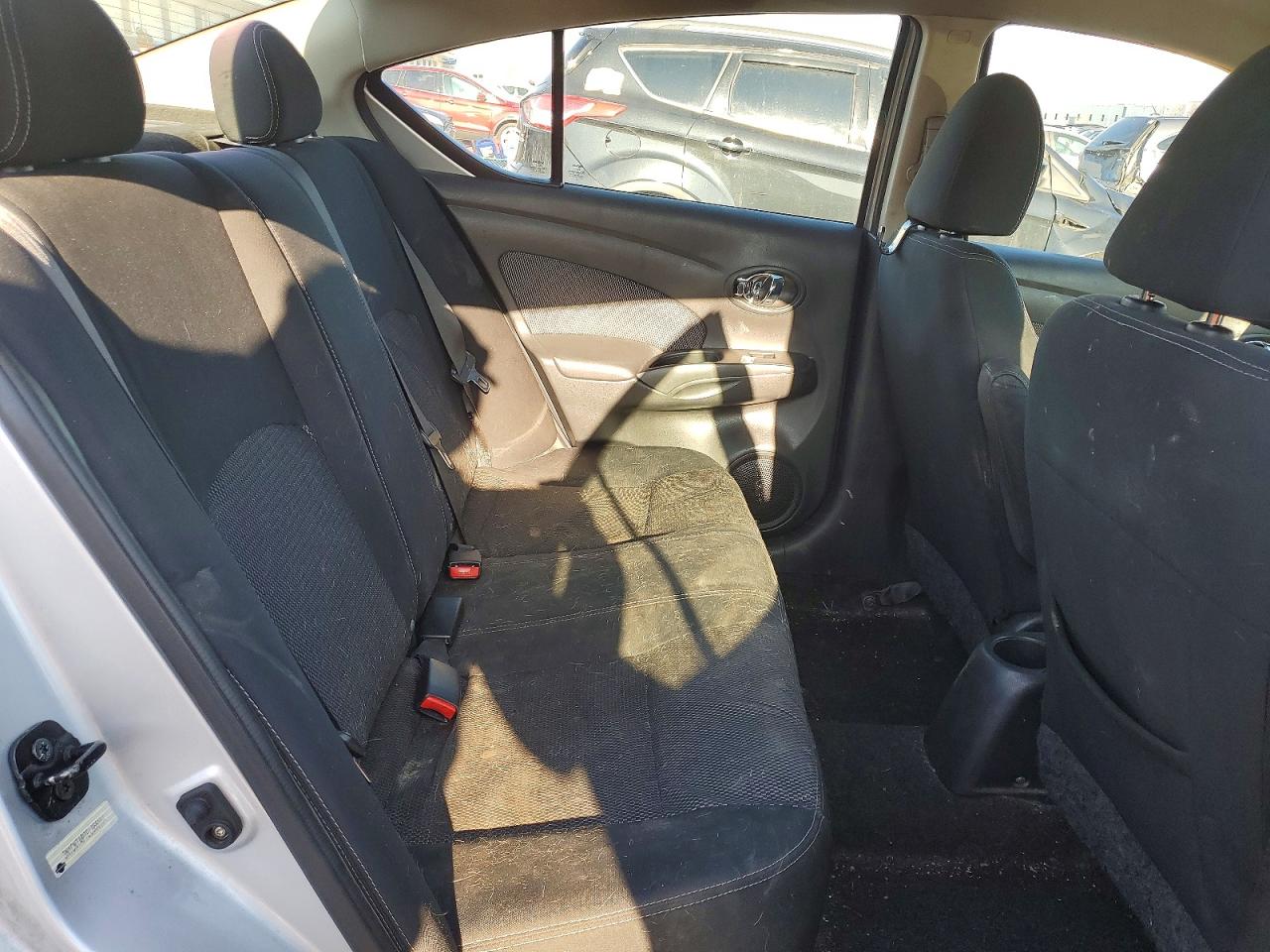 2014 NISSAN VERSA S photo 19