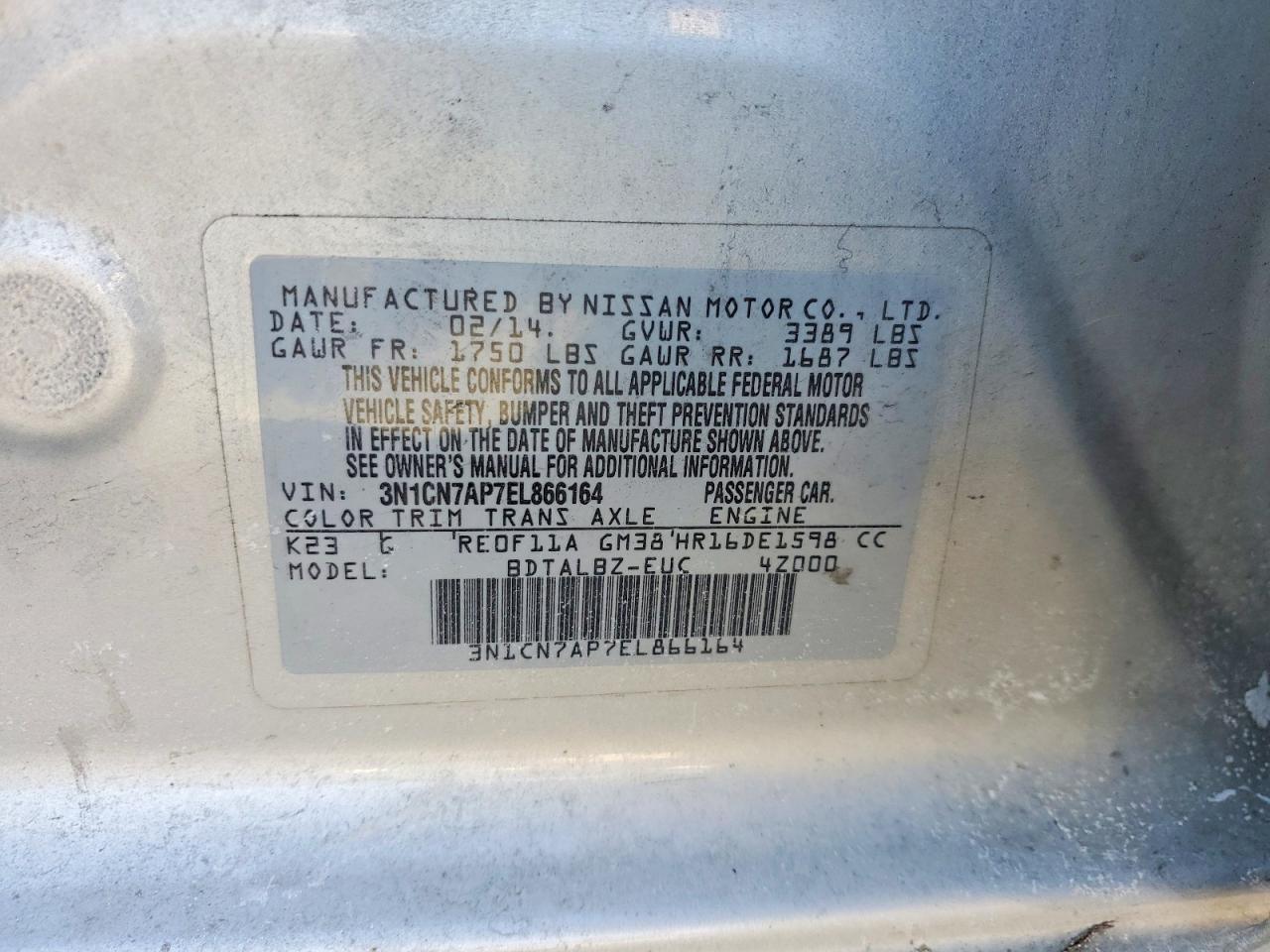 2014 NISSAN VERSA S photo 25