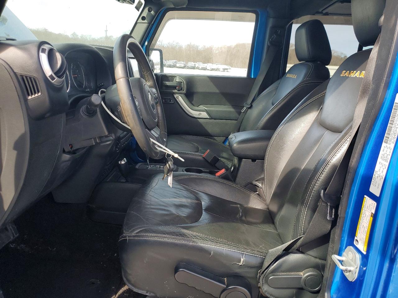 2015 JEEP WRANGLER UNLIMITED SAHARA photo 7