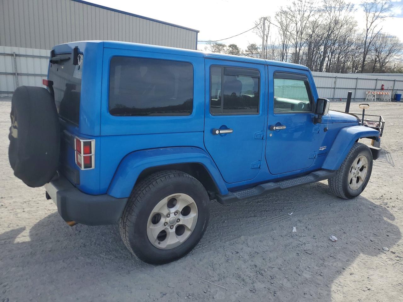 2015 JEEP WRANGLER UNLIMITED SAHARA photo 3