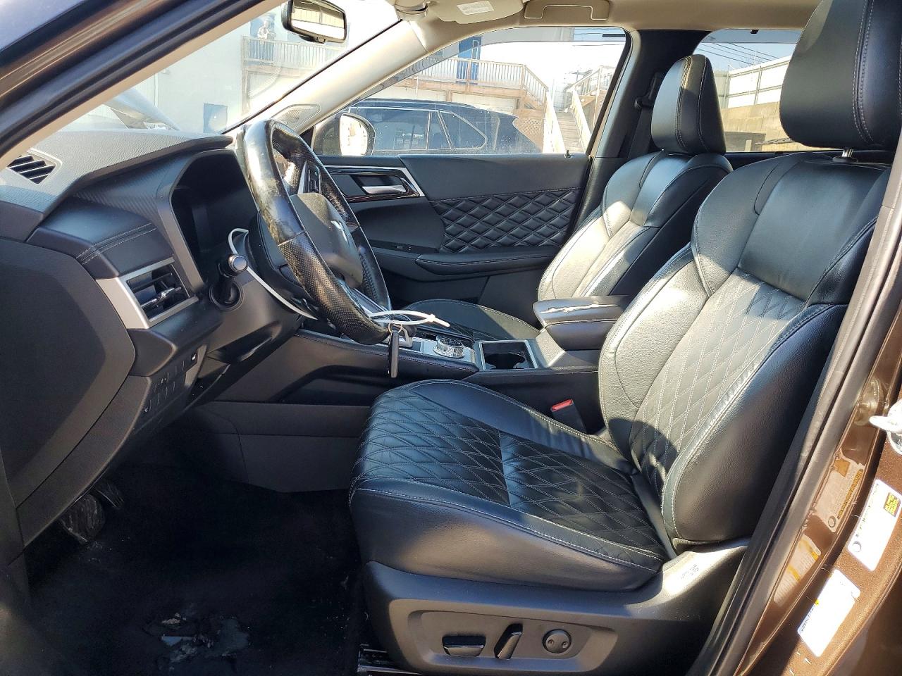 2024 MITSUBISHI OUTLANDER SEL photo 7