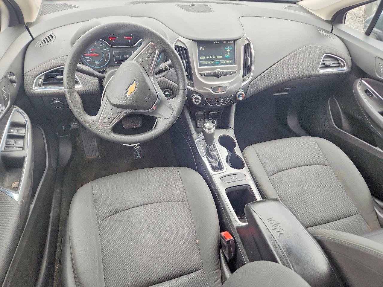 2017 CHEVROLET CRUZE LT photo 15
