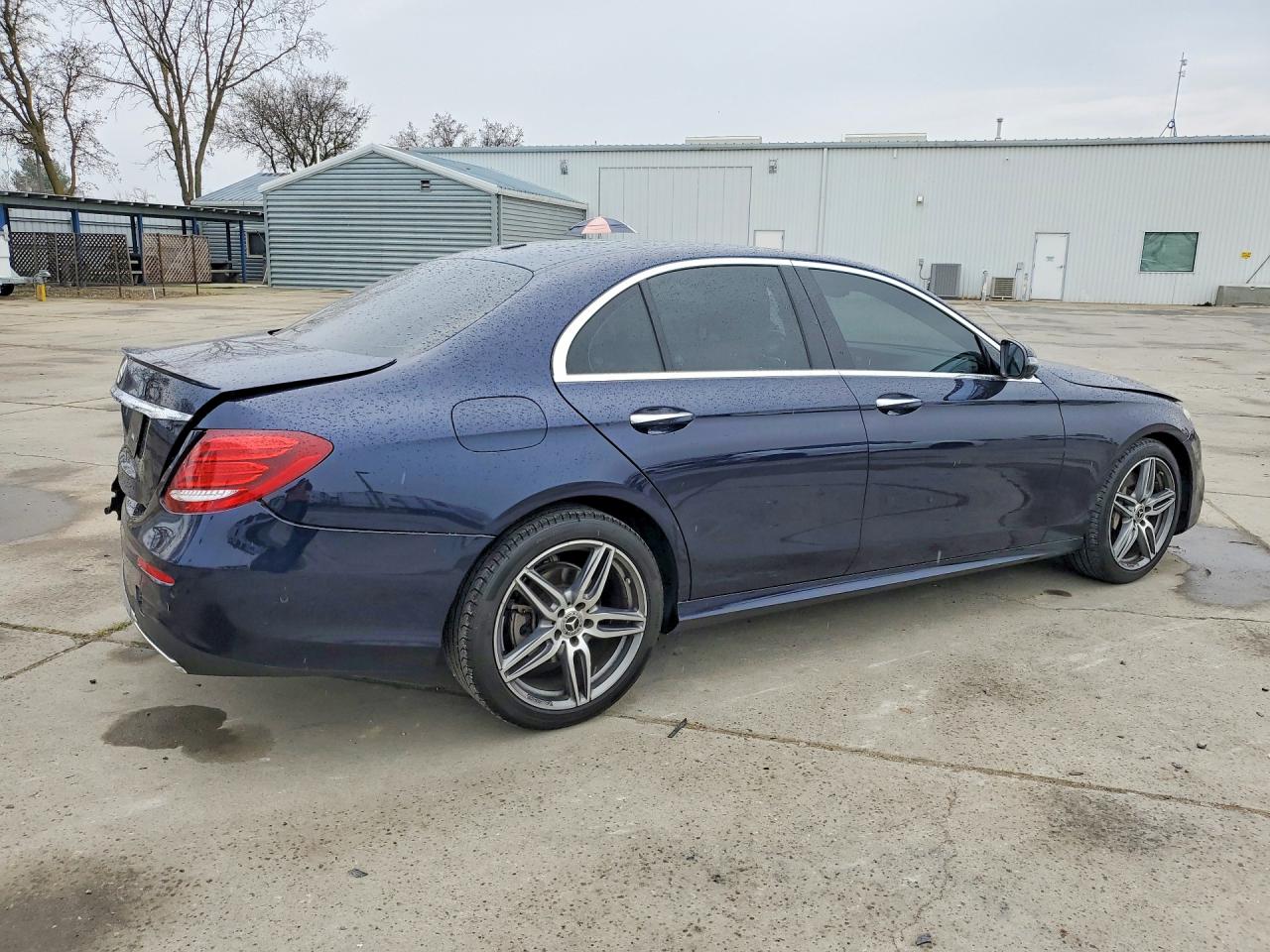 2020 MERCEDES-BENZ E 350 photo 3