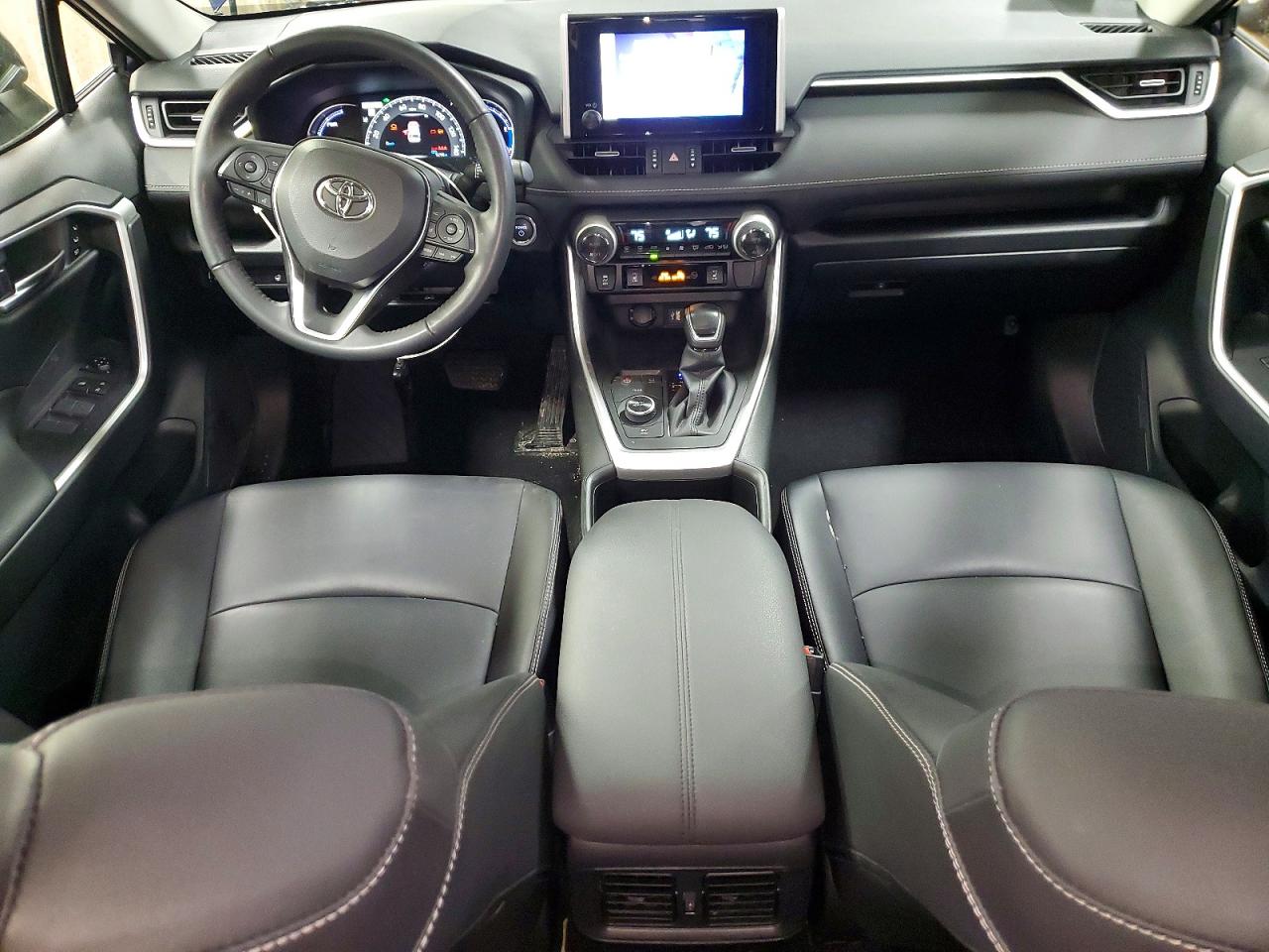 2025 TOYOTA RAV4 photo 8