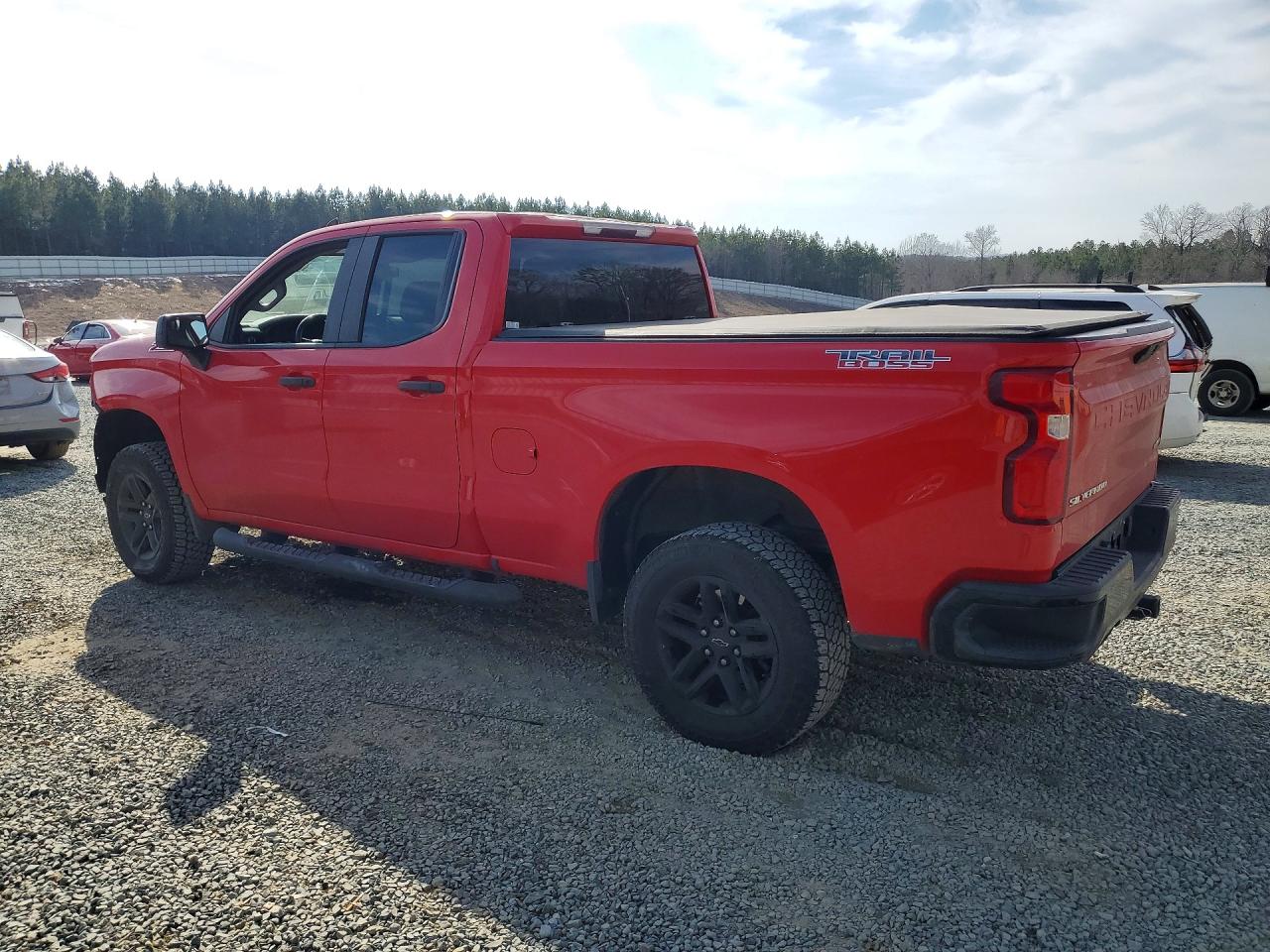 2019 CHEVROLET SILVERADO K1500 TRAIL BOSS CUSTOM photo 4