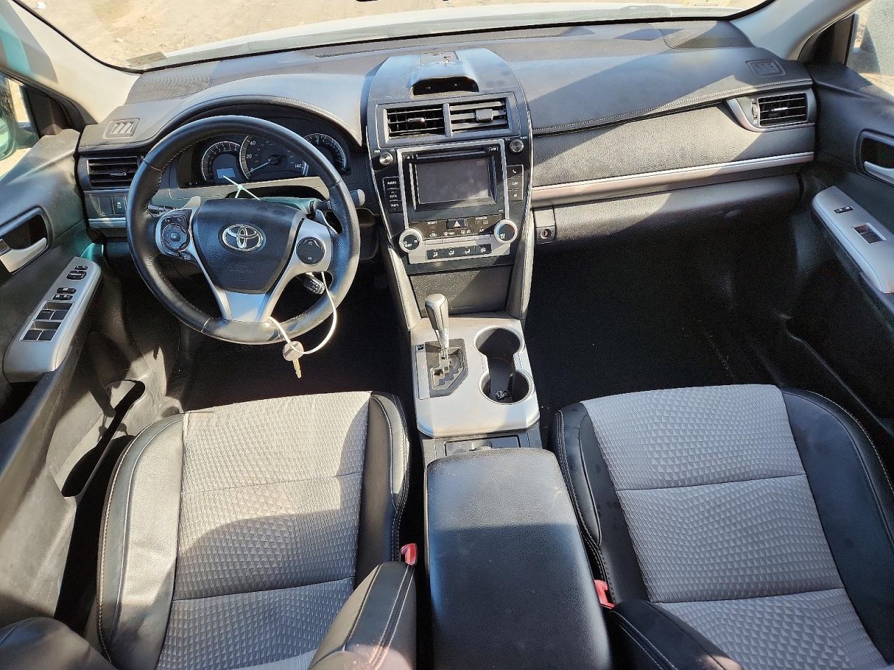 2012 TOYOTA CAMRY photo 15