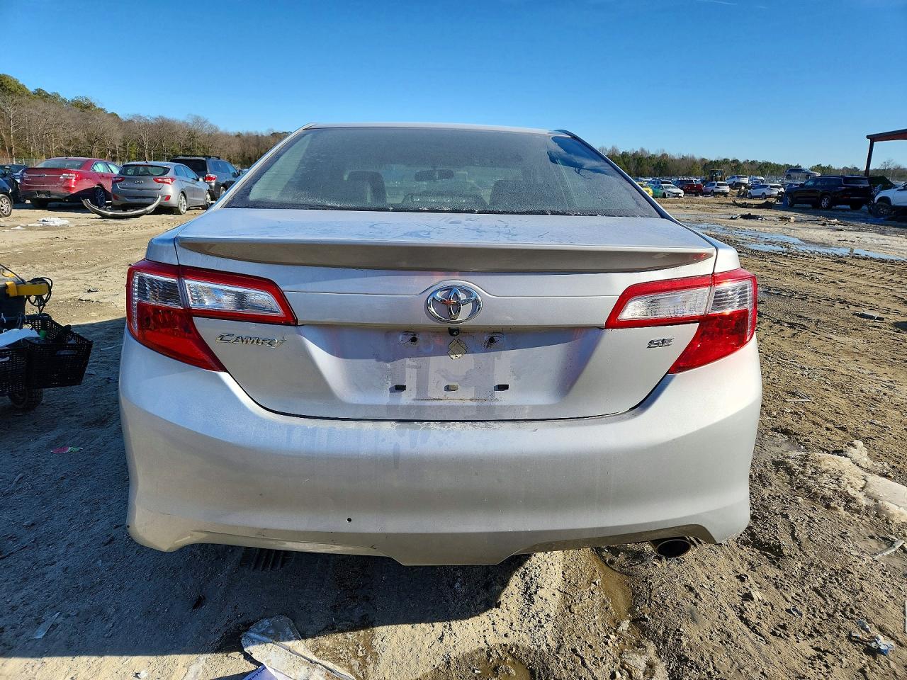 2012 TOYOTA CAMRY photo 11