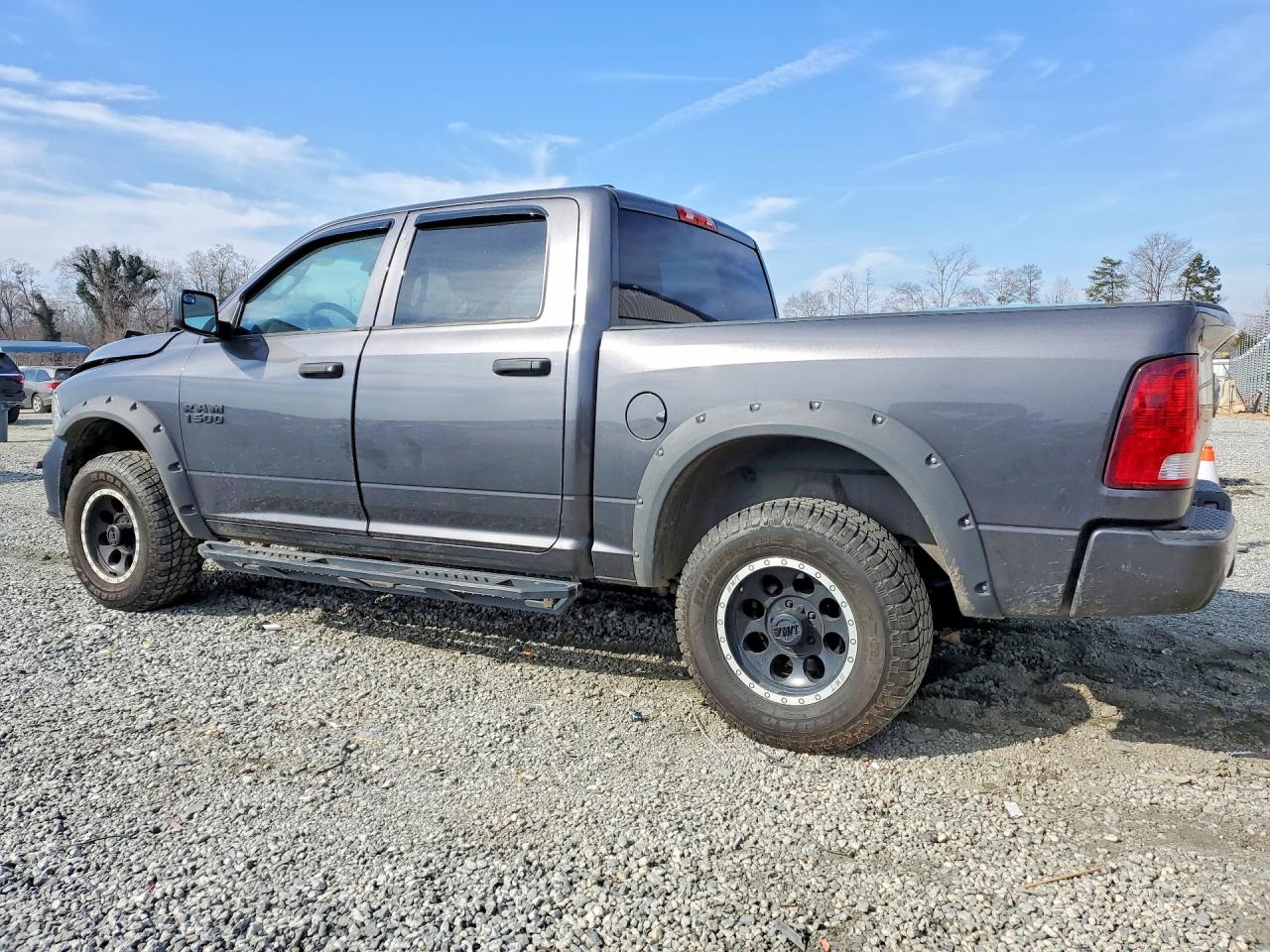 2017 RAM 1500 ST photo 2
