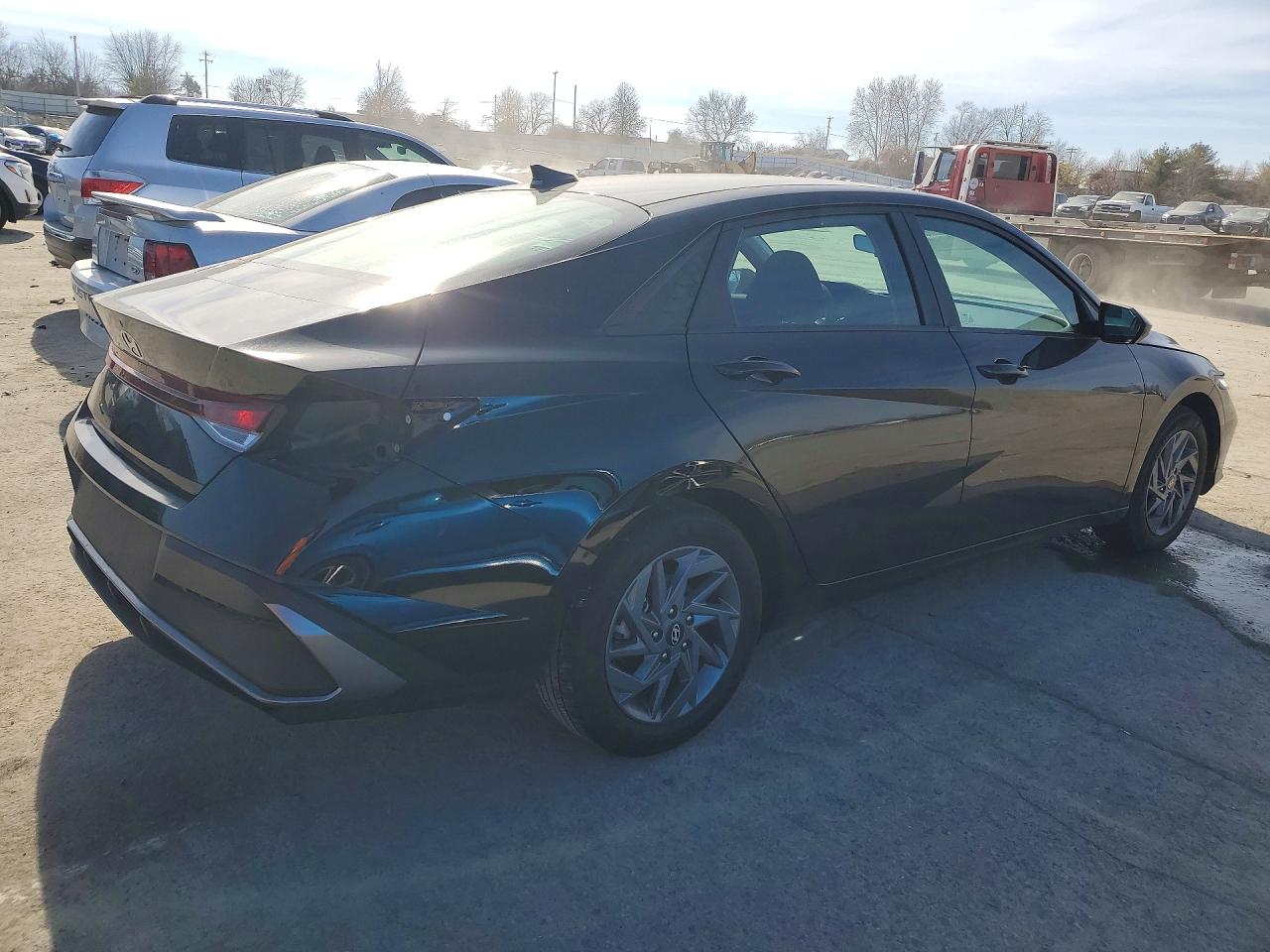 2024 HYUNDAI ELANTRA SEL photo 3