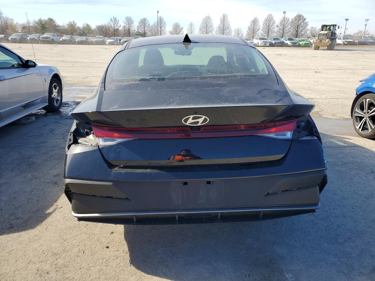 2024 HYUNDAI ELANTRA SEL photo 6