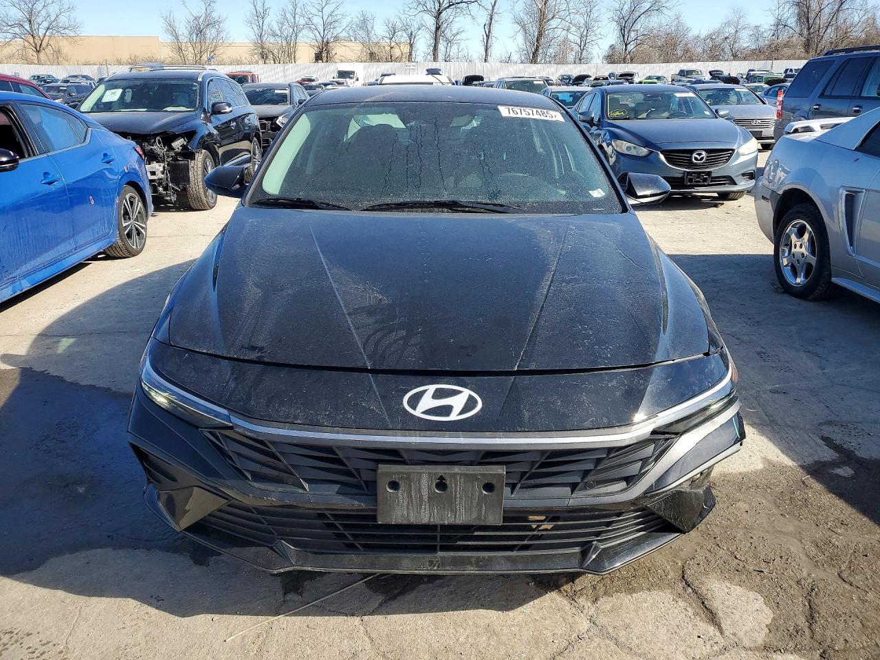 2024 HYUNDAI ELANTRA SEL photo 5