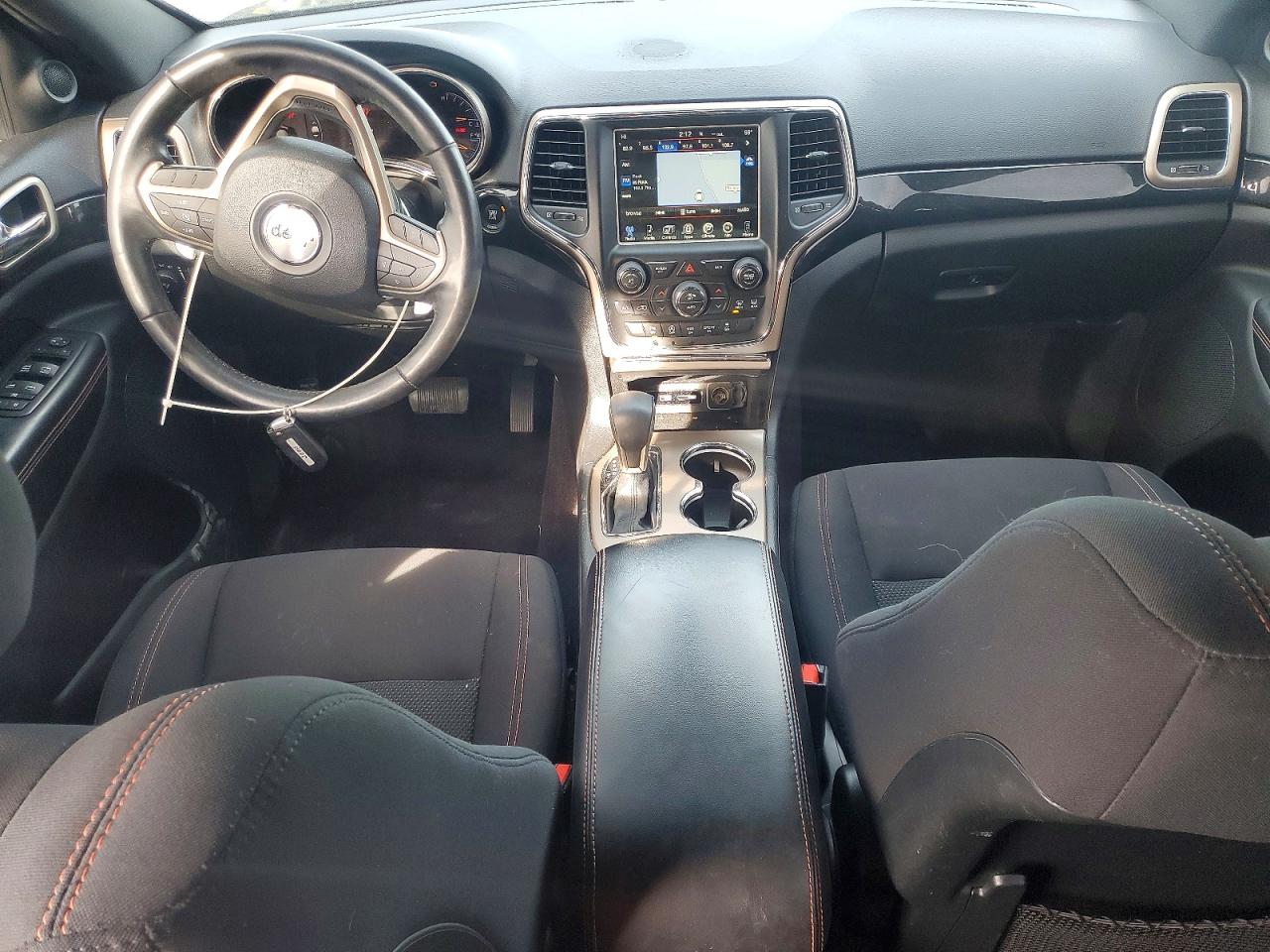2016 JEEP GRAND CHEROKEE LAREDO photo 15
