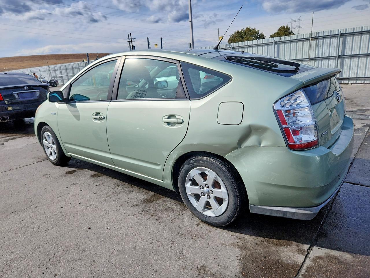 2009 TOYOTA PRIUS BASE photo 2