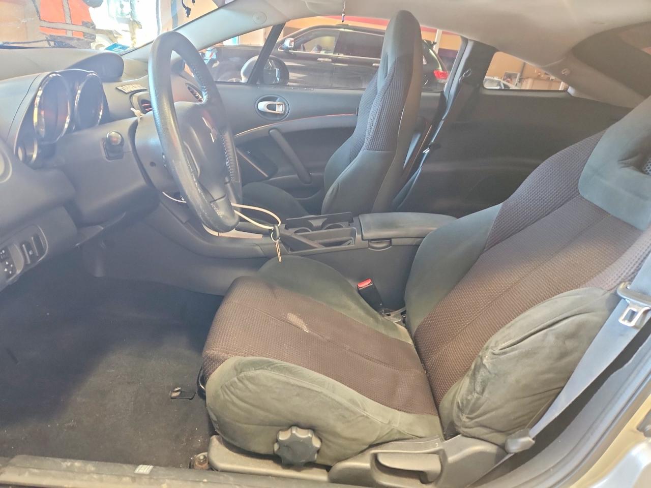 2009 MITSUBISHI ECLIPSE GS photo 19