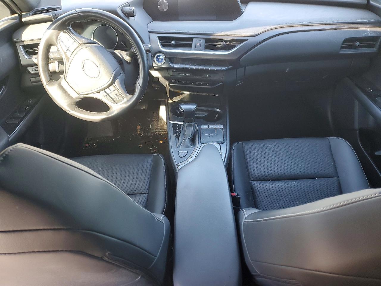 2021 LEXUS UX 250H photo 8