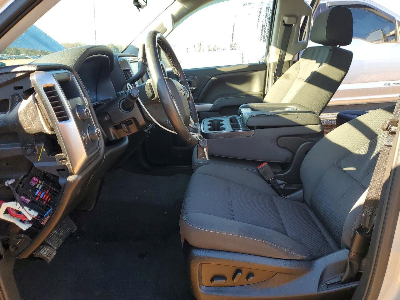 2018 CHEVROLET SILVERADO K1500 LT photo 13