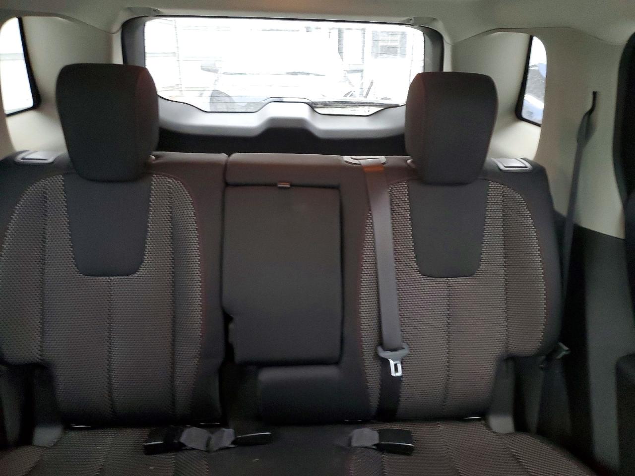 2013 GMC TERRAIN SLE photo 28