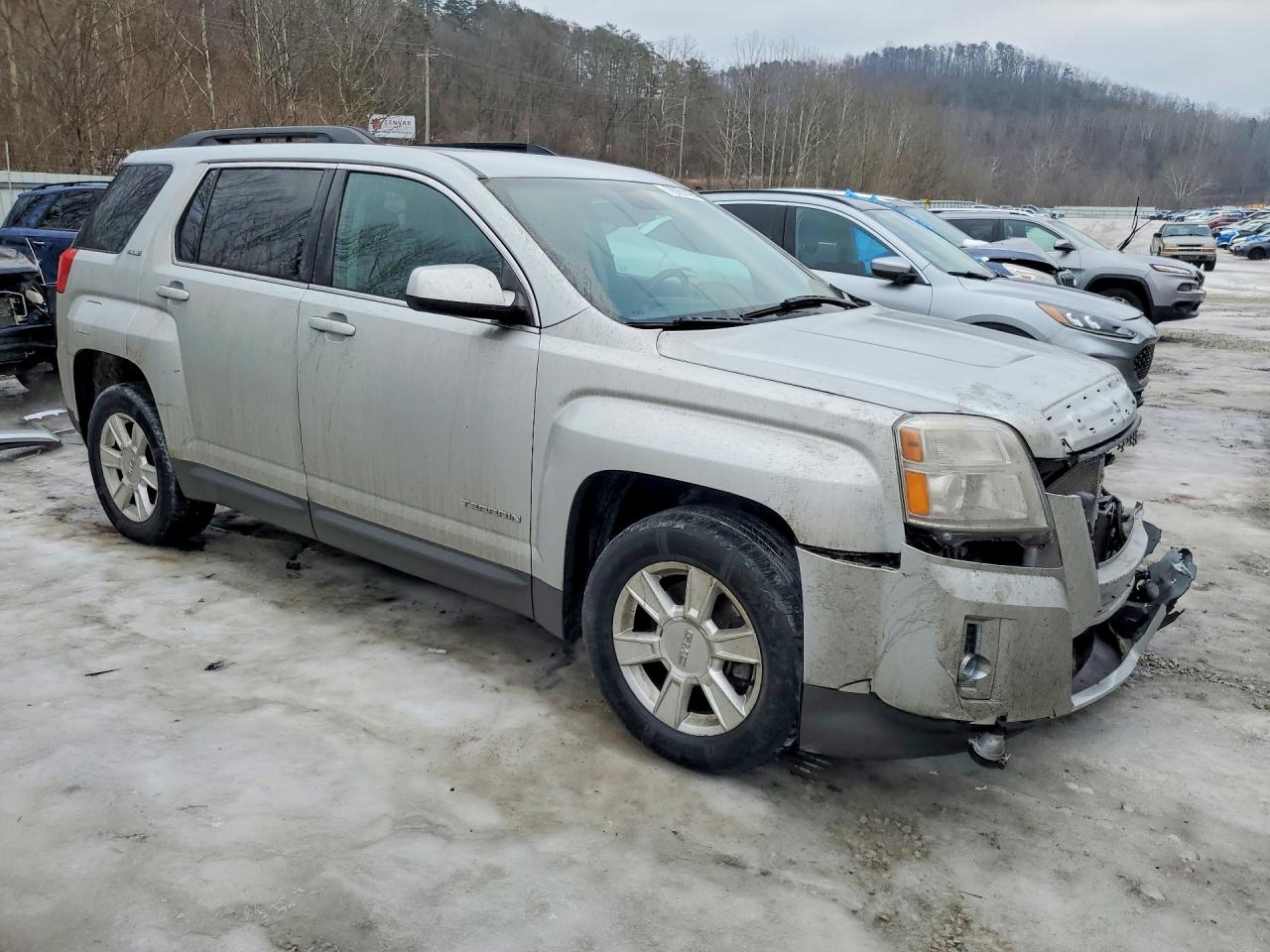 2013 GMC TERRAIN SLE photo 10