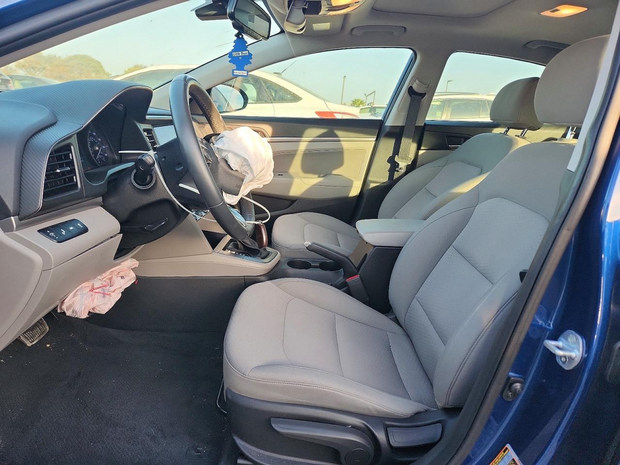 2020 HYUNDAI ELANTRA VALUE EDITION photo 7