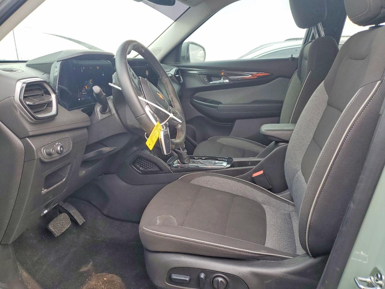 2025 CHEVROLET TRAILBLAZER LT photo 19