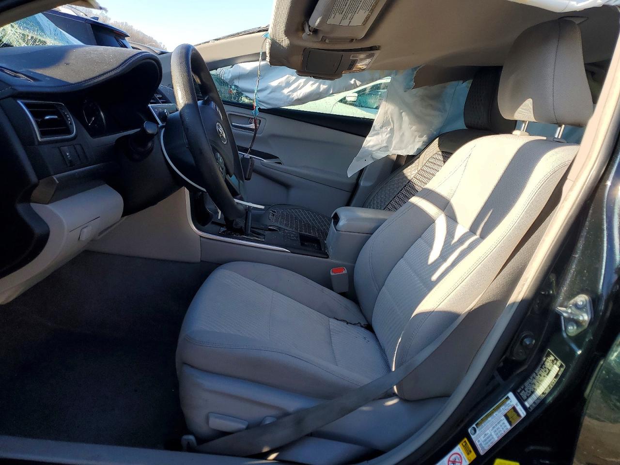 2017 TOYOTA CAMRY photo 7