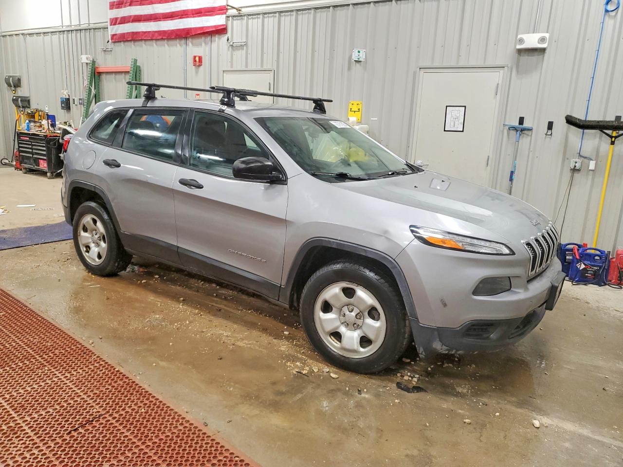 2015 JEEP CHEROKEE SPORT photo 4