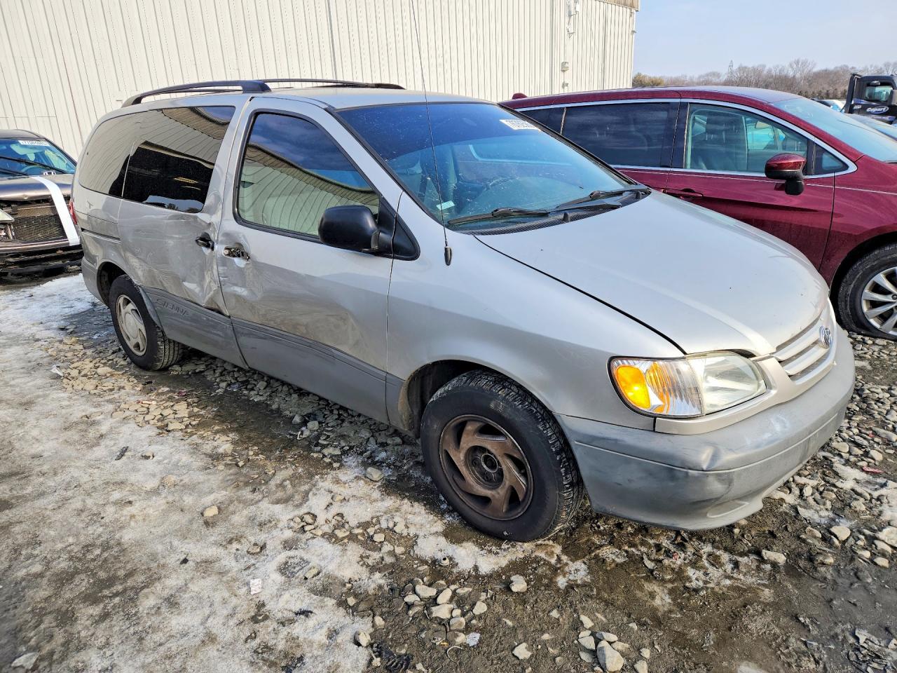 2003 TOYOTA SIENNA CE photo 7