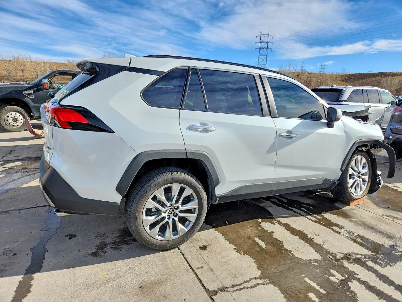 2025 TOYOTA RAV4 LIMITED photo 7