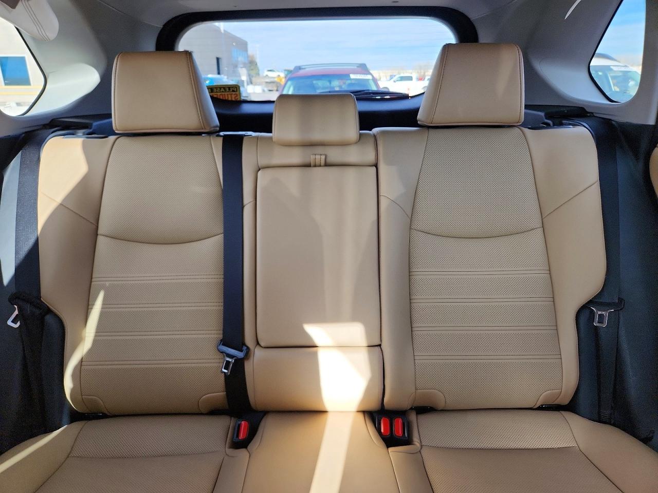 2025 TOYOTA RAV4 LIMITED photo 28