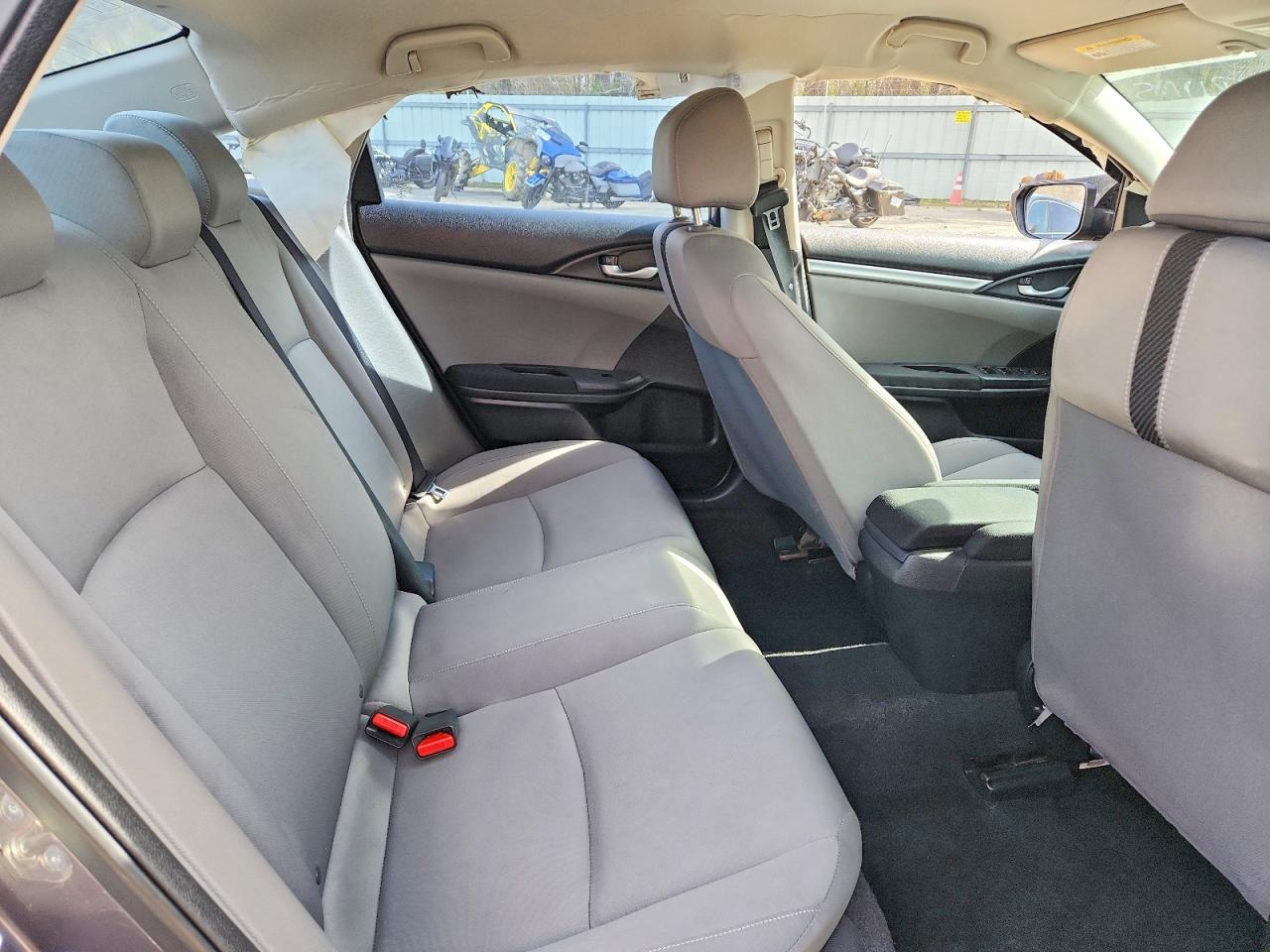 2016 HONDA CIVIC LX photo 19