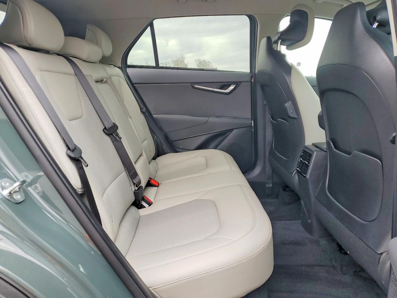 2025 KIA NIRO EX photo 11