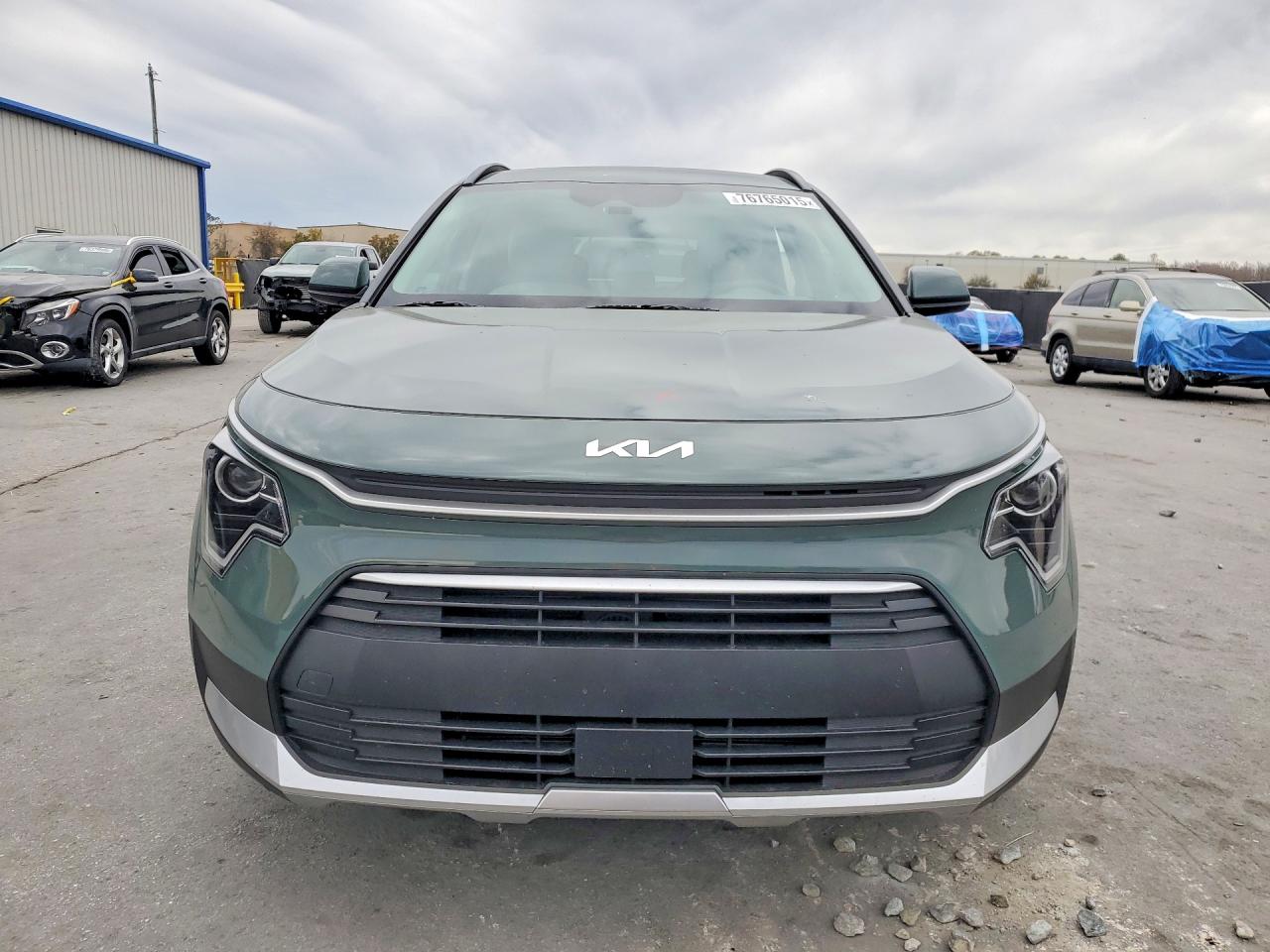 2025 KIA NIRO EX photo 5