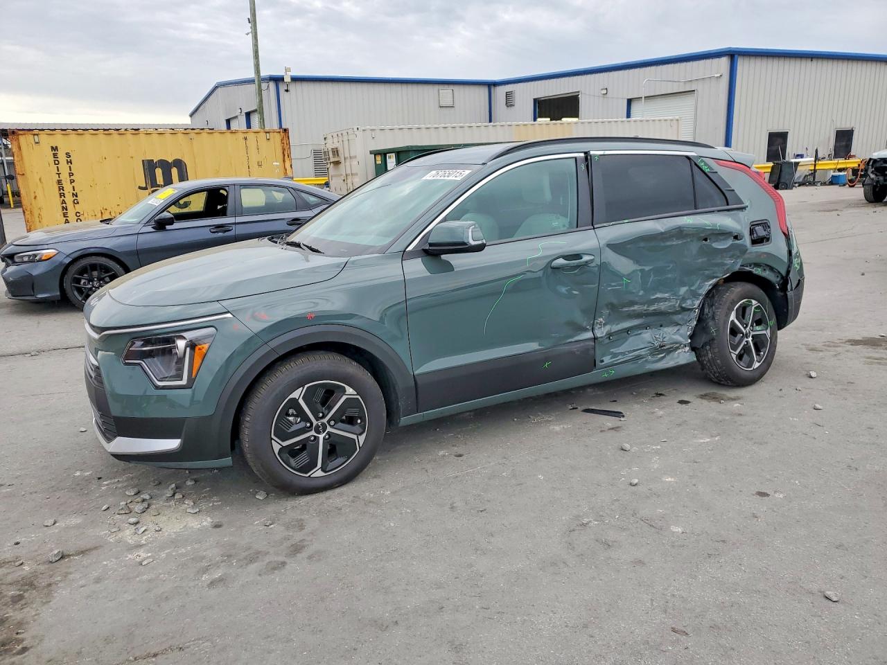 2025 KIA NIRO