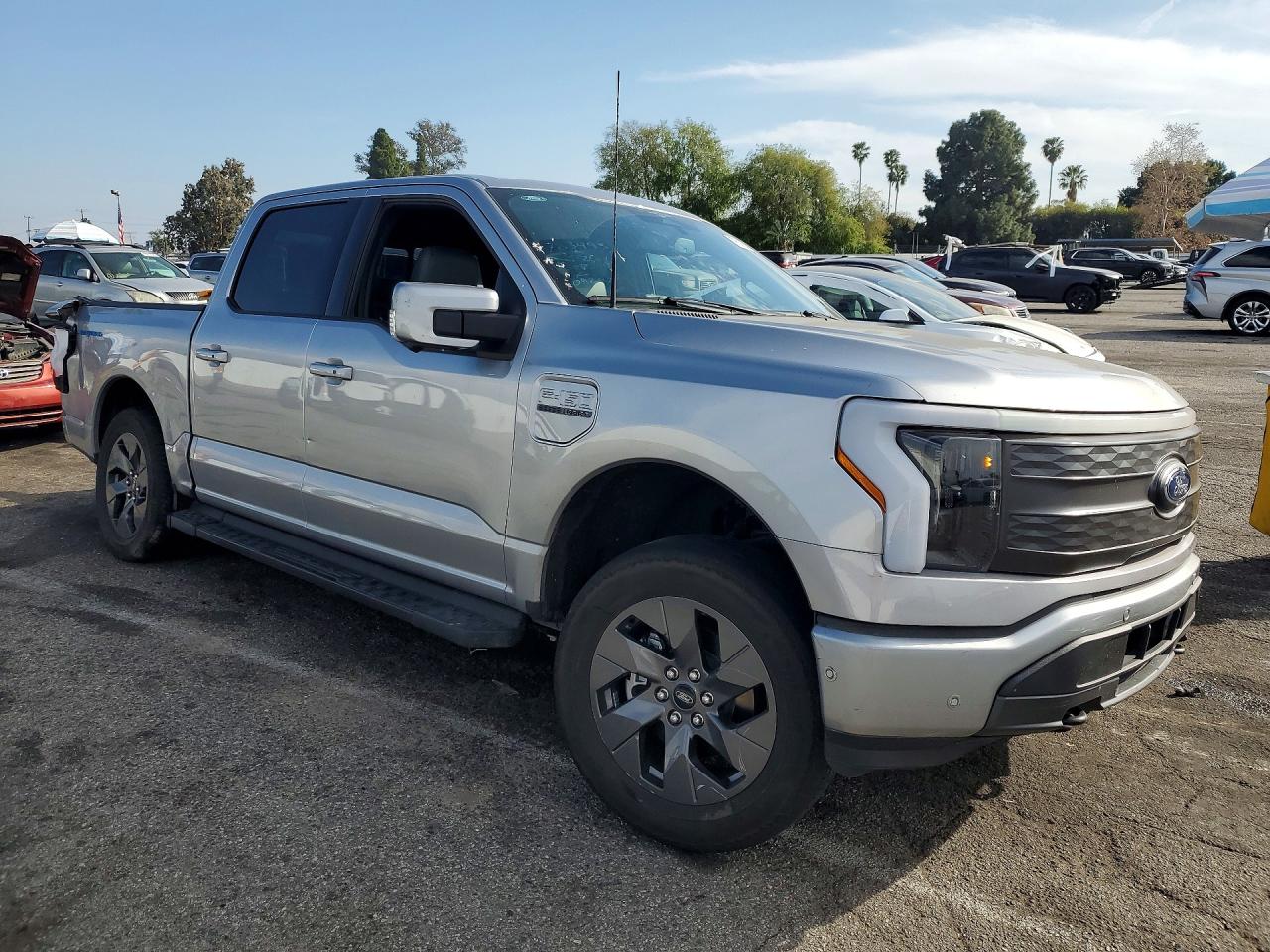 2023 FORD F150 LIGHTNING PRO photo 7