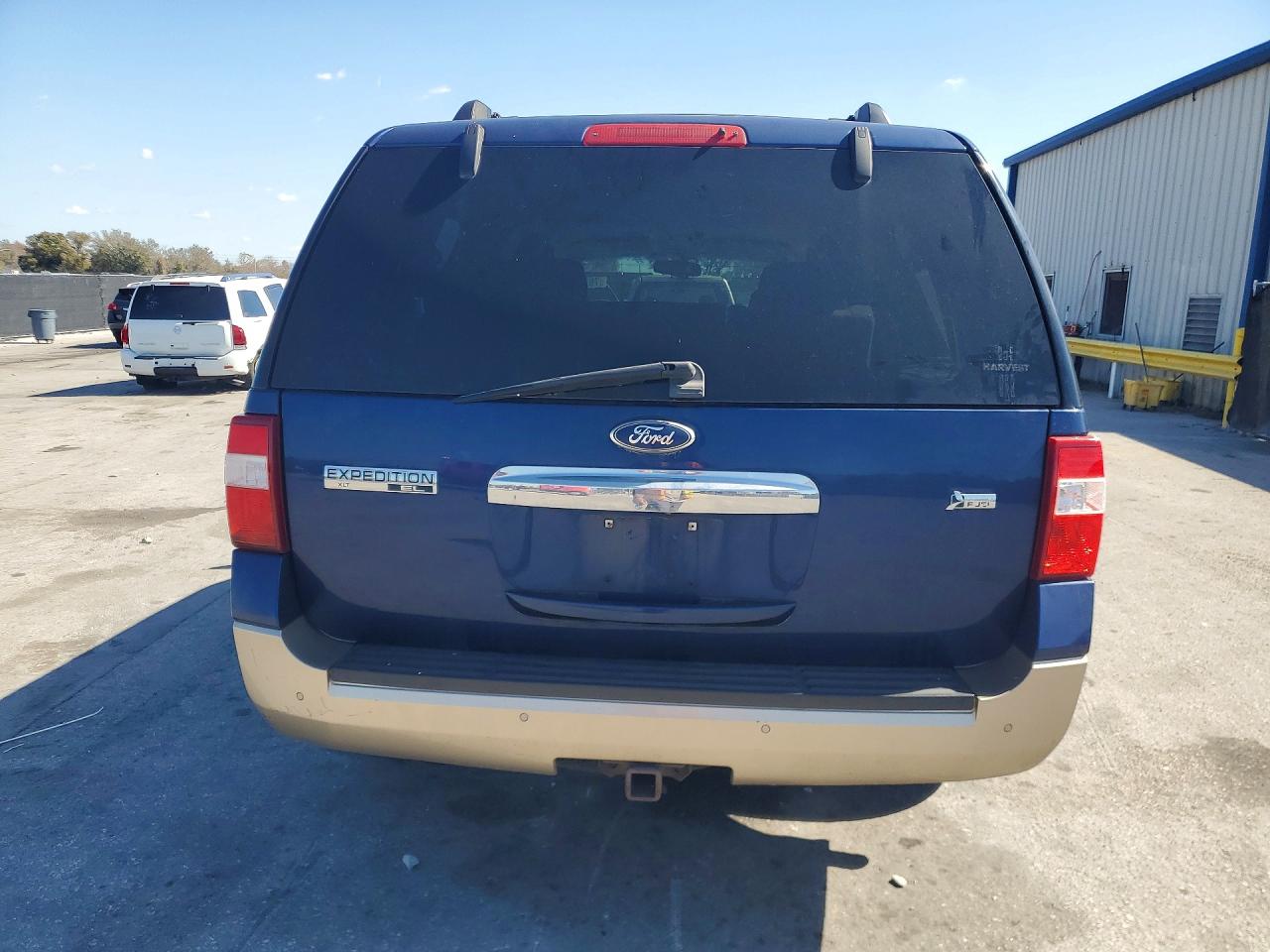 2011 FORD EXPEDITION EL XLT photo 6