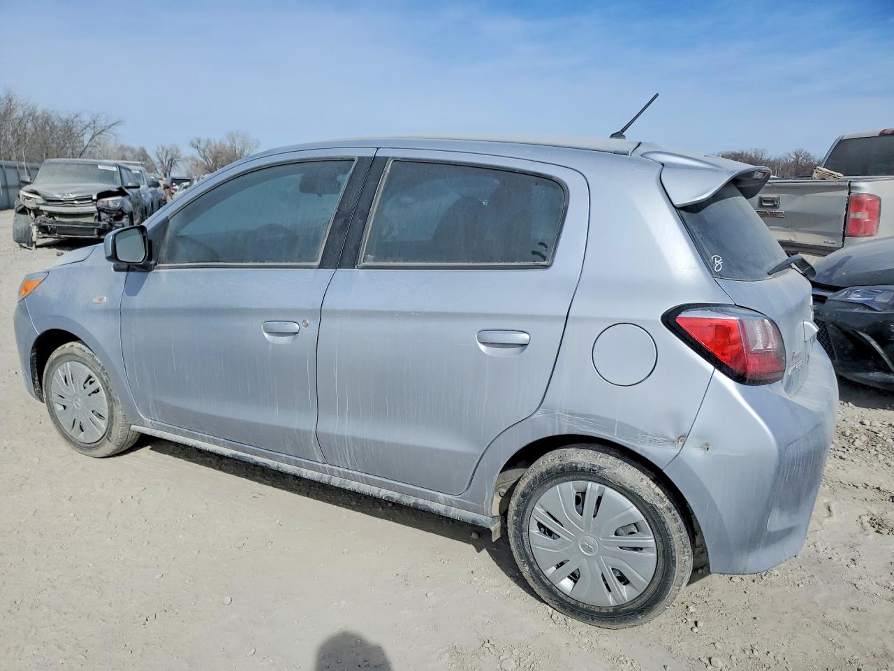 2024 MITSUBISHI MIRAGE ES photo 2