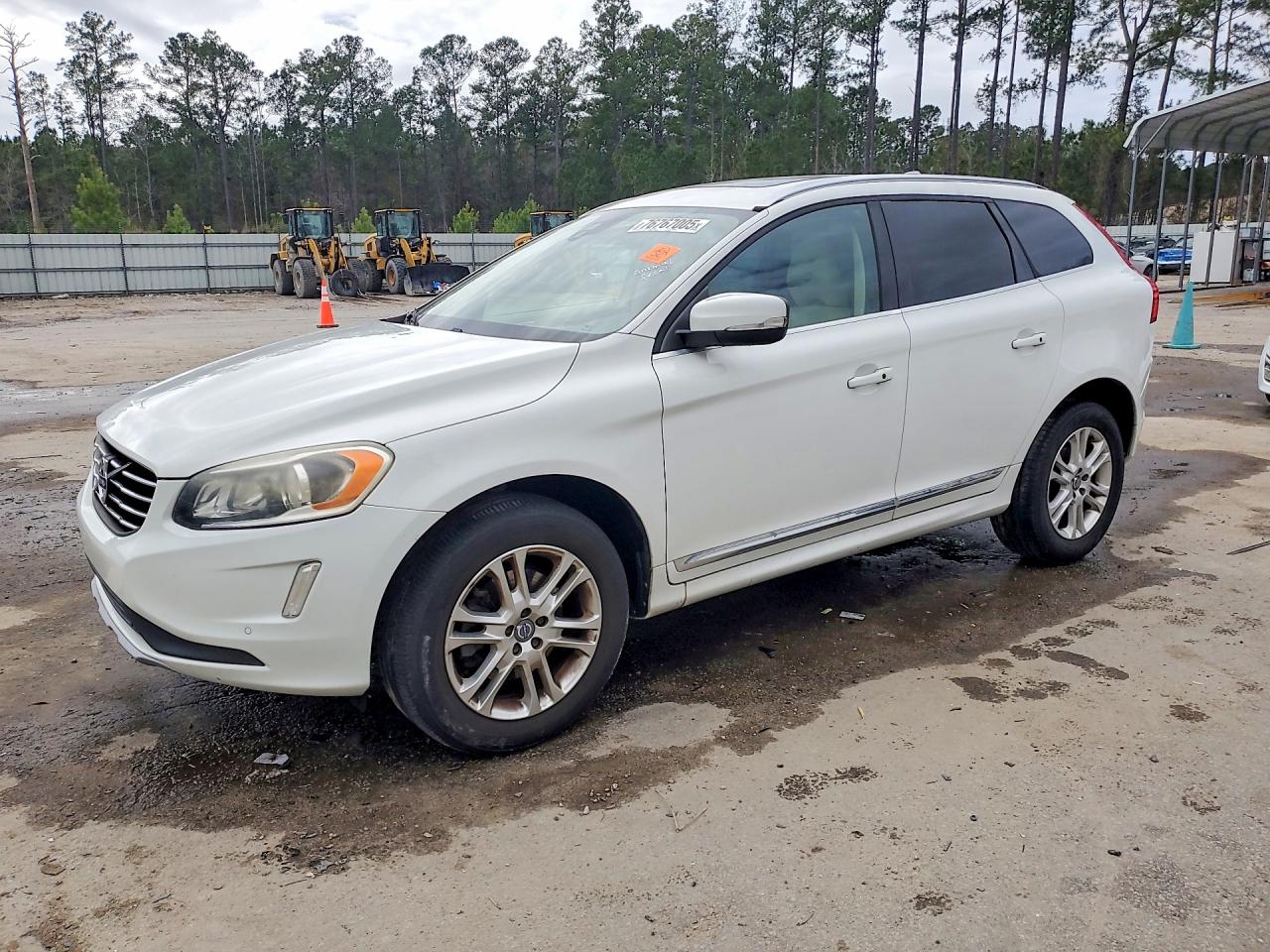 2016 VOLVO XC60