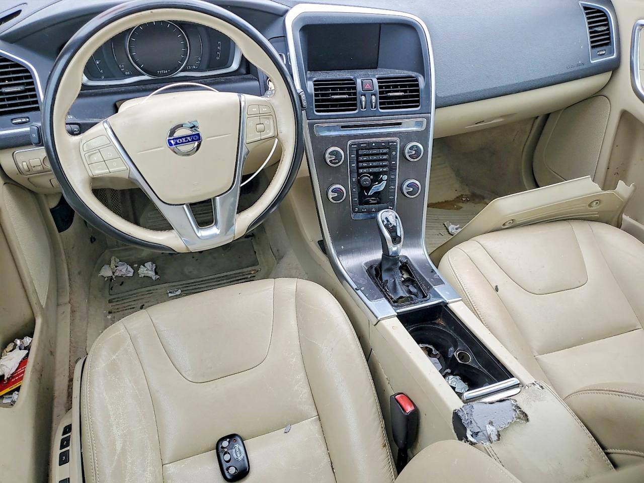 2016 VOLVO XC60 T5 PREMIER photo 22