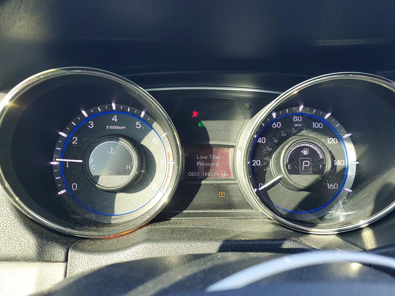 2013 HYUNDAI SONATA SE photo 9