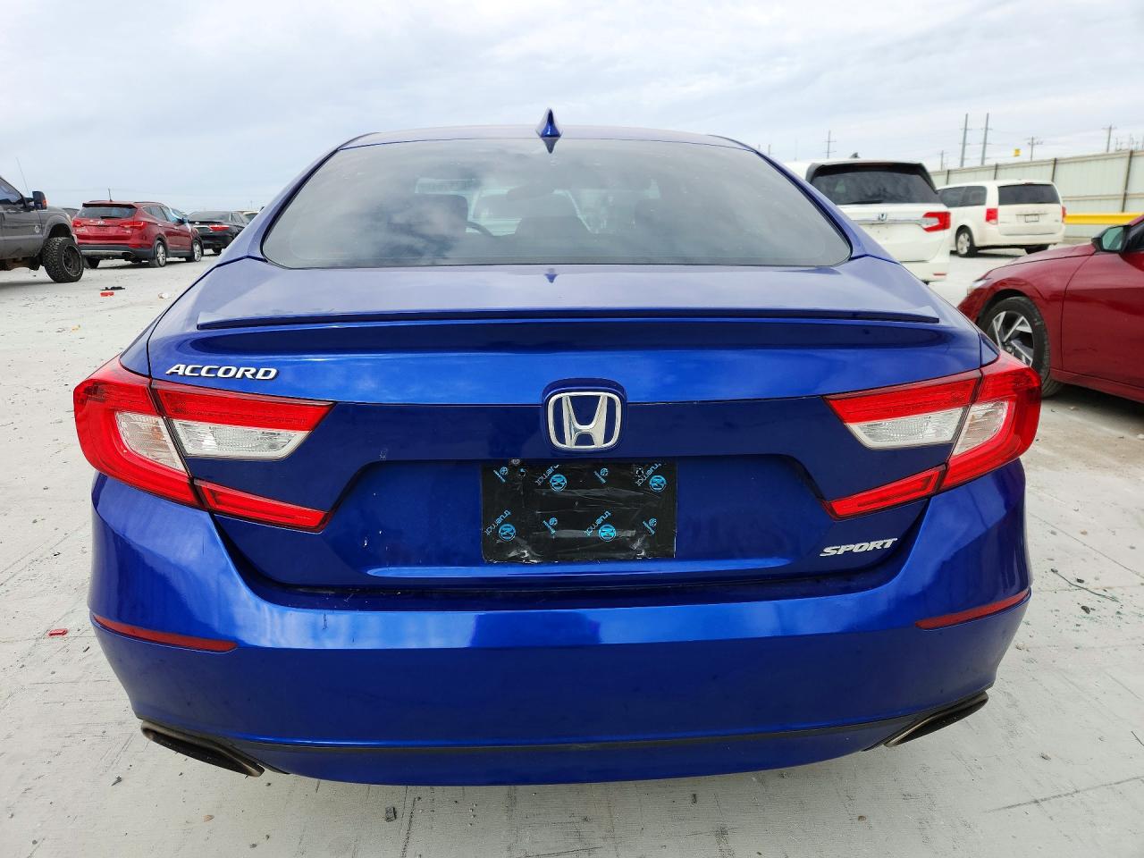 2018 HONDA ACCORD SPORT photo 16